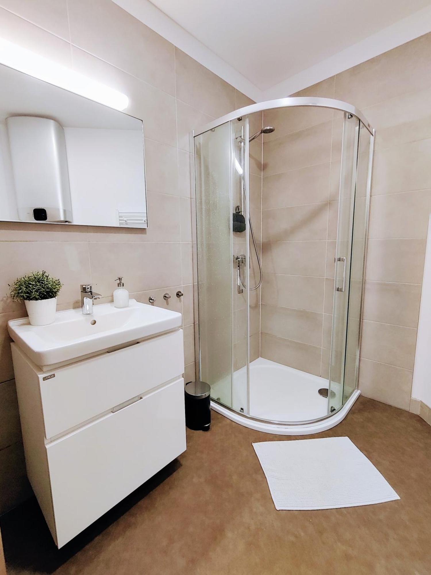 Kralova Vysina Apartment Usti nad Labem Bagian luar foto